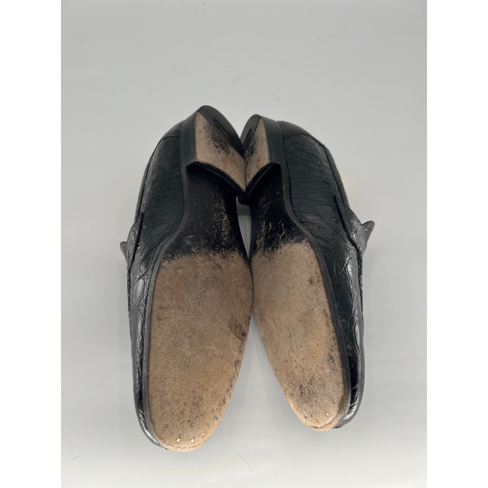 Santoni Duke Loafers in Black Alligator
