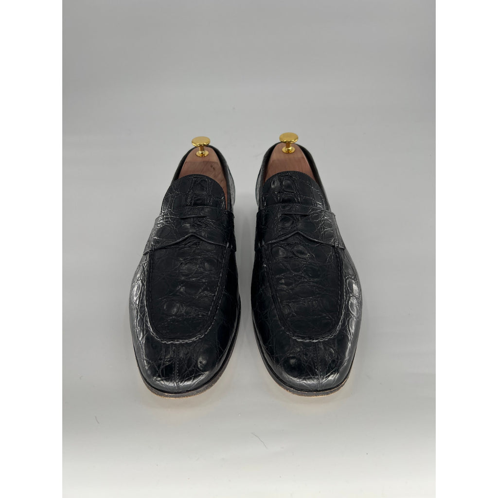 Santoni Duke Loafers in Black Alligator