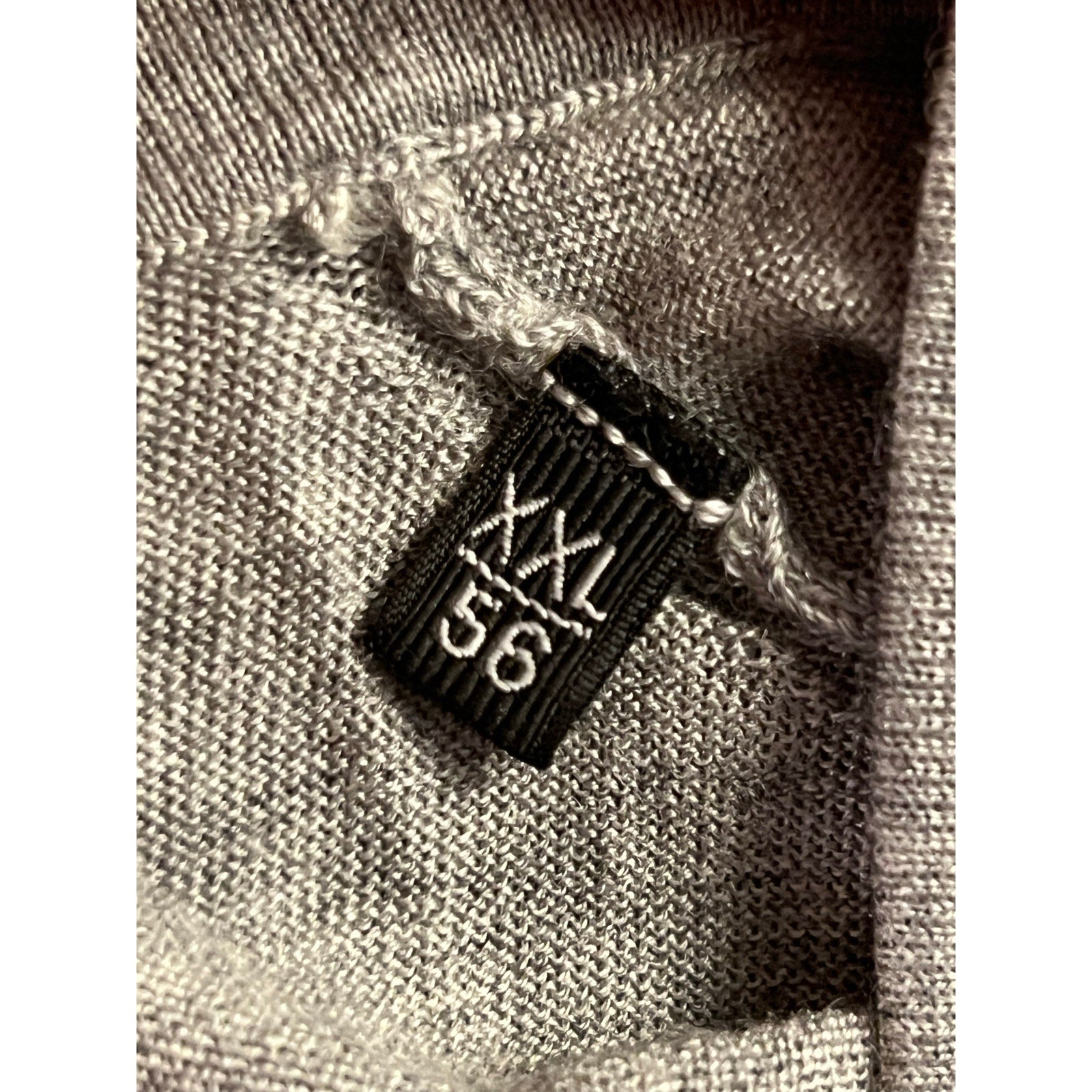 Ermenegildo Zegna Cashmere/Silk V-Neck Pullover Sweater in Light Grey - Size 56/XXL