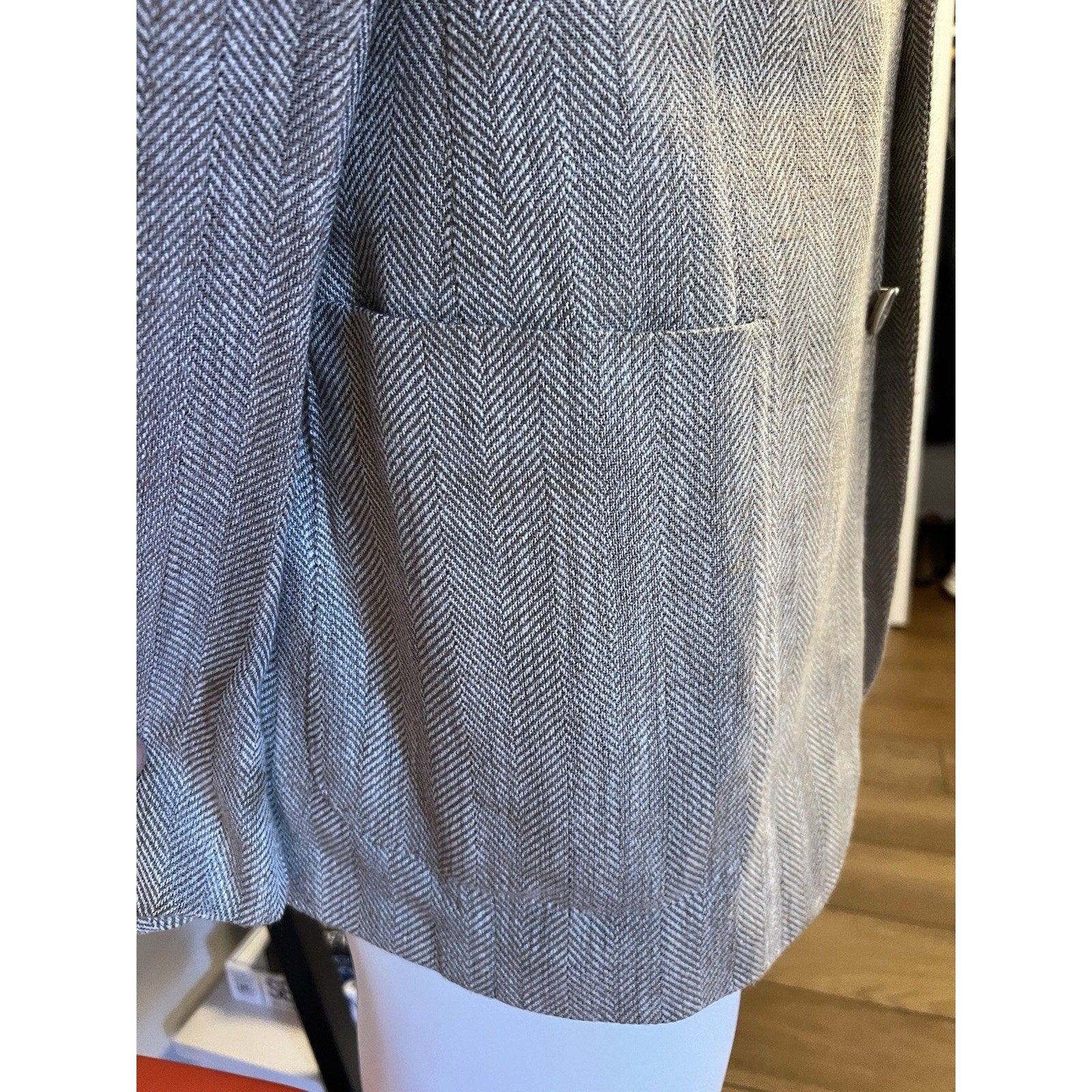 Ermenegildo Zegna Beige Herringbone Sport Coat - 40R